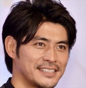 著名人 芸能人の学歴 坂口憲二さんの出身校 小学校 中学校 高校 大学 の偏差値と生い立ち そして芸能界デビューのキッカケ トレンドニュースどっと東京