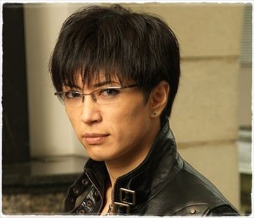 Gacktの学歴 出身校 小学校 中学校 高校 大学 の偏差値と実家の家族構成 トレンドニュースどっと東京