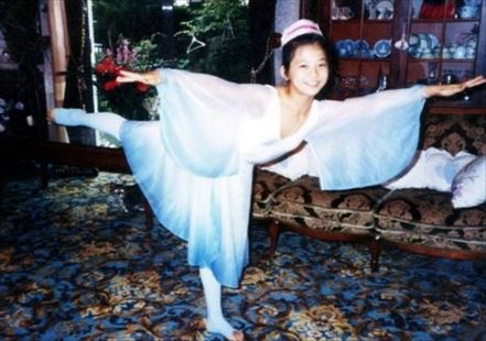 華原朋美の学歴と偏差値 出身校 小学校 中学校 高校 大学 と偏差値 トレンドニュースどっと東京